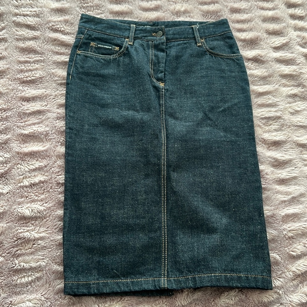 Denim pencil skirt